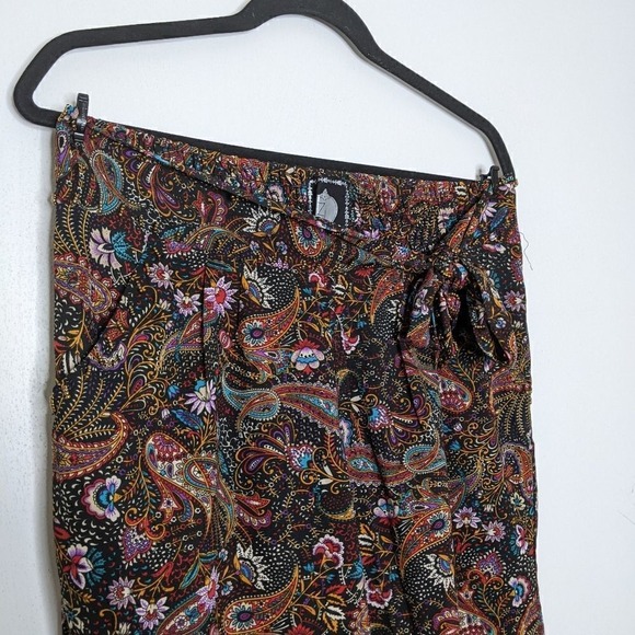 Z & L Elastic Tie Waist Straight Leg Paisley Floral Print Pants Black Red Gold M - Picture 4 of 12